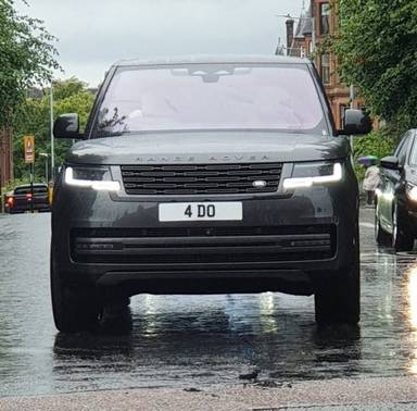 UK Number Plate 4 DO on a 2023 Grey Land Rover R-Rover Sport Autobio D Mhev A