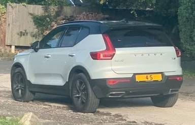 UK Number Plate 4 S on a 2019 Silver Volvo Xc40