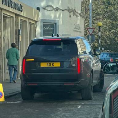 UK Number Plate 40 K on a 2022 Black Land Rover Range Rover Se D Mhev Auto