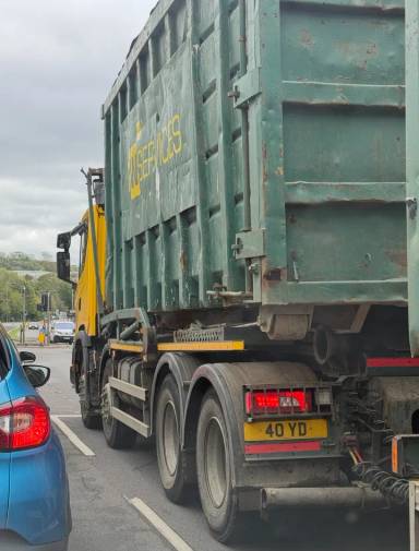 UK Number Plate 40 YD on a 2018 Yellow Scania G450
