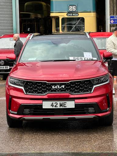 UK Number Plate 42 ME on a 2023 RED KIA Sorento 4 Phev Awd Auto