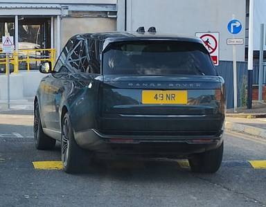 UK Number Plate 49 NR on a 2024 Green Land Rover Range Rover Autobio D Mhev A