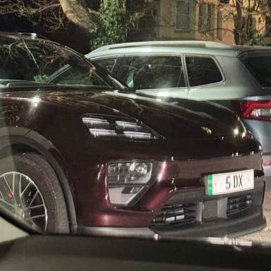 UK Number Plate 5 DX on a 2025 Maroon Porsche Macan 4s Electric