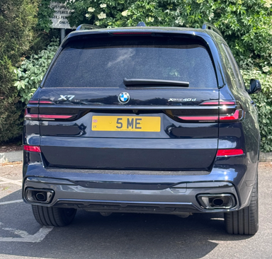 UK Number Plate 5 ME on a 2026 Black BMW X7 Xdrive40d M Sport Mhev Auto
