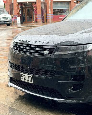 UK Number Plate 52 JD on a 2024 Black Land Rover R-Rover Sport Dyn Se D Mhev A