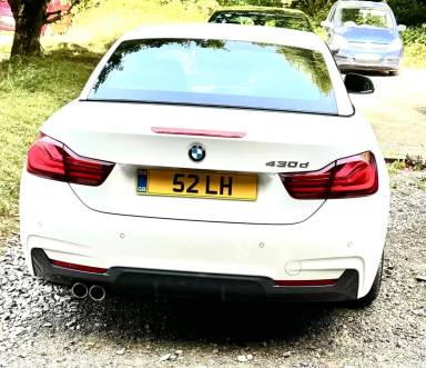 UK Number Plate 52 LH on a 2020 White BMW 430