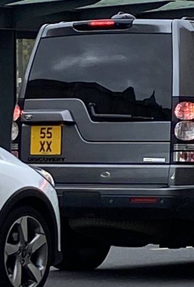UK Number Plate 55 XX on a 2014 Grey Land Rover Discovery