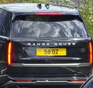 UK Number Plate 58 OZ on a 2024 Black Land Rover Range Rover Se D Mhev Auto