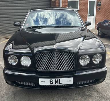 UK Number Plate 6 ML on a 2007 Black Bentley Arnage