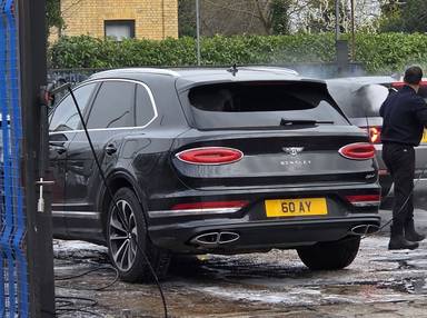UK Number Plate 60 AY on a 2023 Black Bentley Bentayga V6 Hybrid Auto