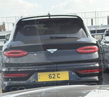 UK Number Plate 62 C on a 2025 Black Bentley Rangerover 3.6 Tdv8