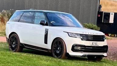 UK Number Plate 67 EC on a 2023 White Land Rover Range Rover Sv Auto