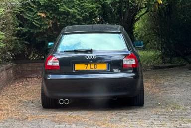 UK Number Plate 7 LO on a 2000 Black Audi A3