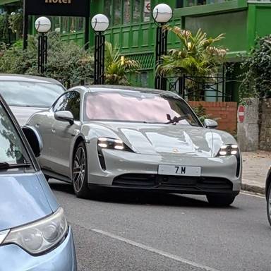 UK Number Plate 7 M on a 2021 Grey Porsche