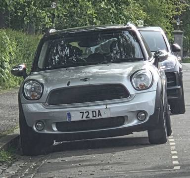 UK Number Plate 72 DA on a 2016 Silver Mini Countryman