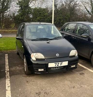 UK Number Plate 72 F on a 2001 Black Fiat Seicento
