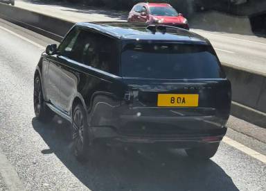 UK Number Plate 8 OA on a 2024 Black Land Rover