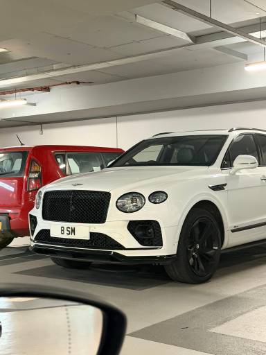 UK Number Plate 8 SM on a 2023 White Bentley Bentayga V8 Azure Auto