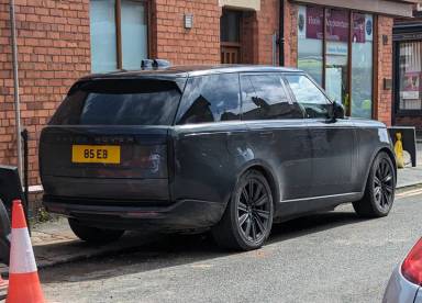 UK Number Plate 85 EB on a 2022 Grey Land Rover Range Rover Hse Phev Auto