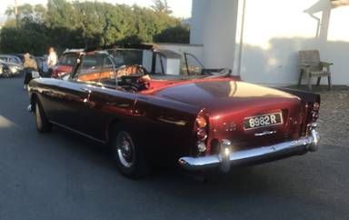 UK Number Plate 8982 R on a 1963 RED Bentley S3