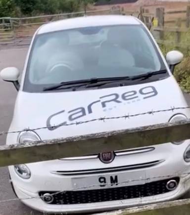 UK Number Plate 9 M on a 2019 White Fiat 500