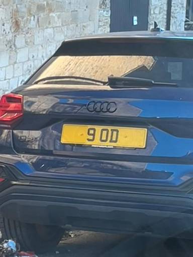 UK Number Plate 9 OD on a 2025 Blue Audi Q2
