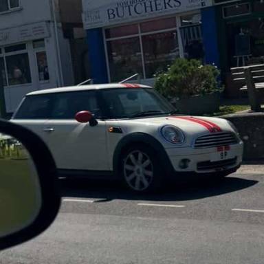 UK Number Plate 9 P on a 2008 White Mini Mini