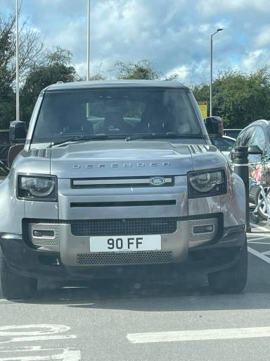 UK Number Plate 90 FF on a 2023 Grey Land Rover
