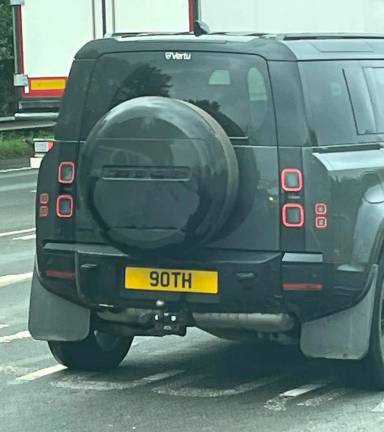 UK Number Plate 90 TH on a 2018 Grey Land Rover Range Rover Sport