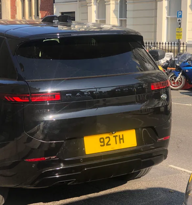 UK Number Plate 92 TH on a 2023 Black Land Rover R-Rover Sport Autobio D Mhev A