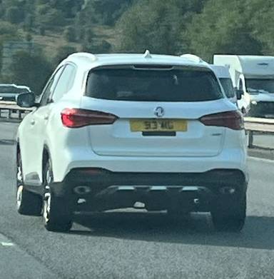 UK Number Plate 93 MG on a 2023 White MG Hs Exclusive S-A