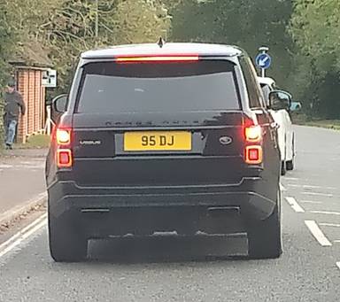 UK Number Plate 95 DJ on a 2023 Black Land Rover Range Rover Se D Mhev Auto