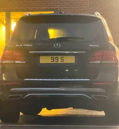 UK Number Plate 99 S on a 2018 Black Mercedes-Benz GLE