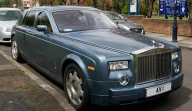 UK Number Plate AV 1 on a 2006 Blue Rolls Royce Phantom