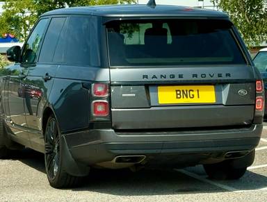 UK Number Plate BNG 1 on a 2018 Grey Land Rover Range Rover