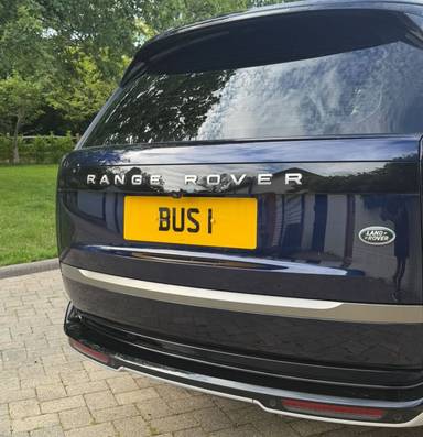 UK Number Plate BUS 1 on a 2023 Blue Land Rover Range Rover Se D Mhev Auto