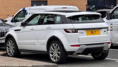 UK Number Plate DL 7 on a 2015 White Land Rover Range Rover Evoque