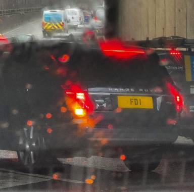 UK Number Plate FD 1 on a 2017 Blue Land Rover Range Rover