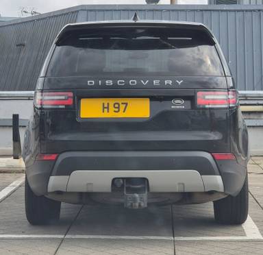 UK Number Plate H 97 on a 2020 Black Land Rover Discovery Hse Sdv6 Auto