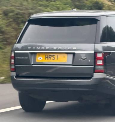 UK Number Plate HRS 1 on a 2014 Grey Land Rover Range Rover