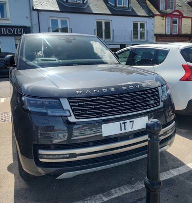 UK Number Plate IT 7 on a 2024 Grey Land Rover Range Rover Hse D Mhev Auto