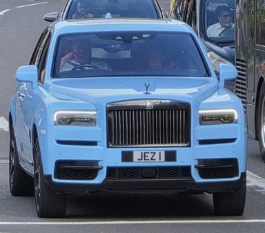 UK Number Plate JEZ 1 on a 2023 Blue Rolls Royce Cullinan Black Badge Auto