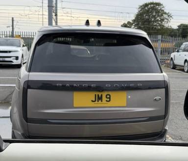 UK Number Plate JM 9 on a 2023 Bronze Land Rover Range Rover Autobio Phev Auto