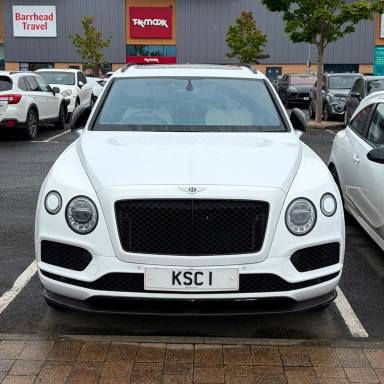 UK Number Plate KSC 1 on a 2018 White Bentley Bentayga