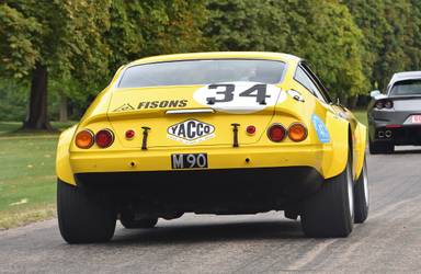 UK Number Plate M 90 on a 1973 Yellow Ferrari