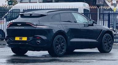 UK Number Plate N 8 on a 2021 Black Aston Martin Dbx V8 Auto