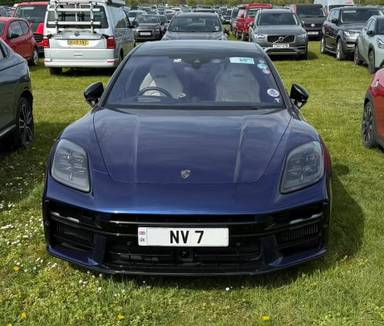 UK Number Plate NV 7 on a 2024 Blue Porsche CL