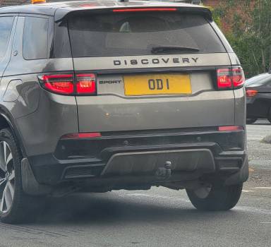 UK Number Plate OD 1 on a 2023 Silver Land Rover Discovery Sport Dyn Hse Phev A
