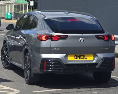 UK Number Plate ONE 1L on a 2025 Grey BMW Range Rover Sport