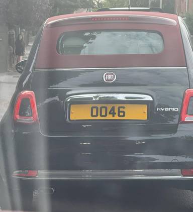 UK Number Plate OO 46 on a 2020 Black Fiat 500 C Star Mhev
